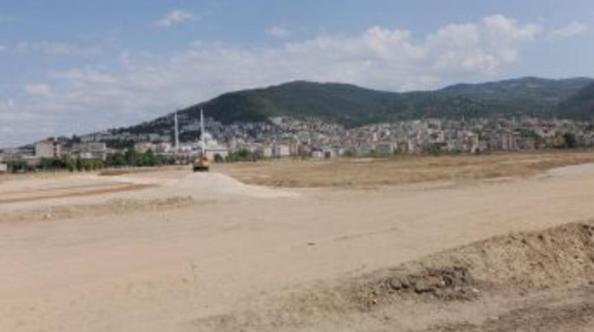 Bursa'nın en b&uuml;y&uuml;k kent parkı i&ccedil;in &ccedil;alışmalar s&uuml;r&uuml;yor