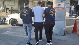 Hapis cezasıyla aranan 2 firari İstanbul&rsquo;da yakalandı