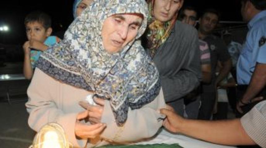 Gaziantepliler sakal-ı şerif görmenin mutluluğunu yaşadı