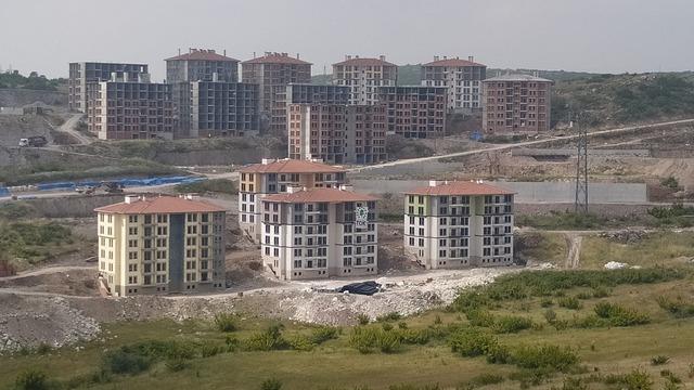 Balıkesir'de ağustos ayında toplam 2 bin 82 konut satıldı