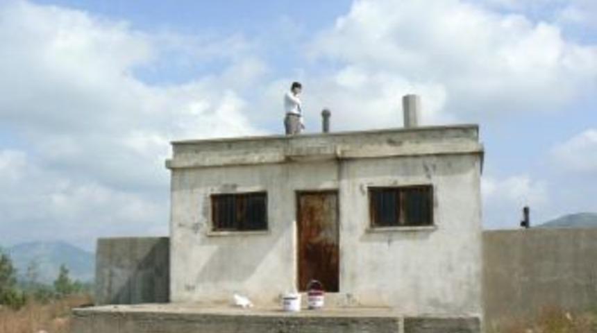 Antalya'nın kırsalında yaşayanlar 30 yıldır asbestli borulardan su i&ccedil;iyor