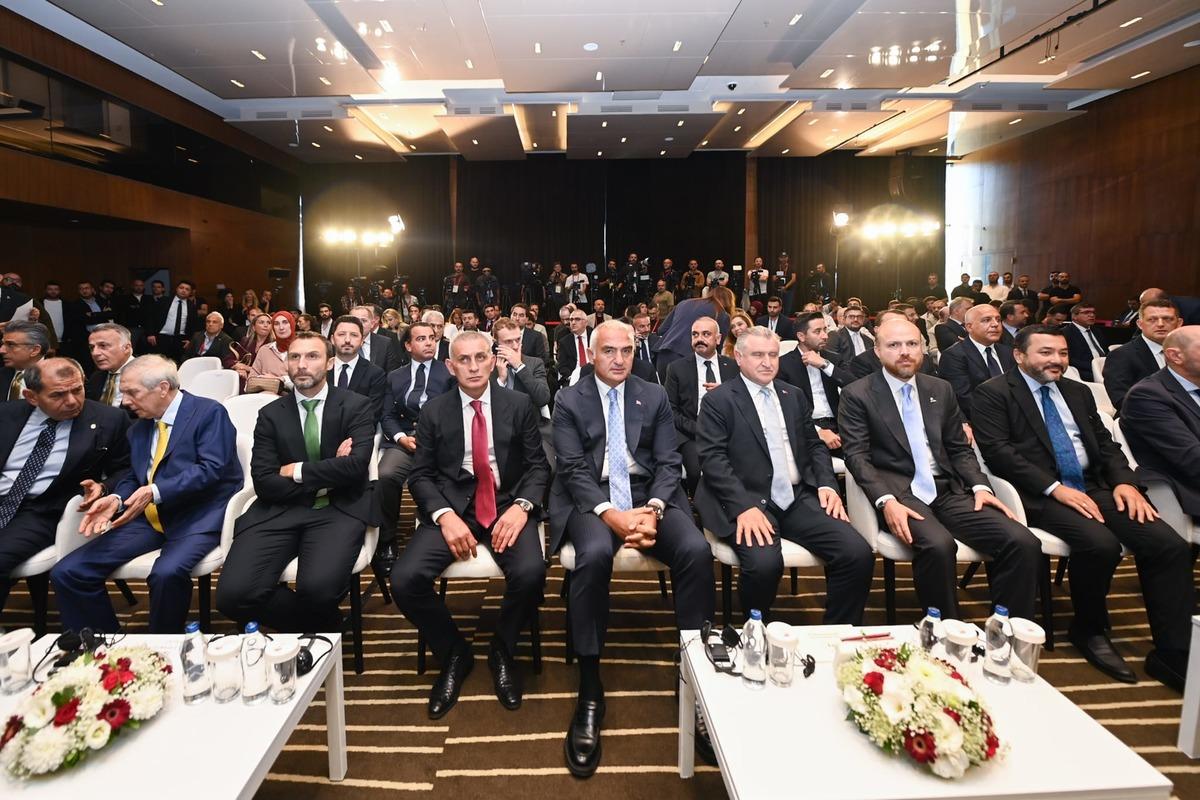 İspanya Süper Kupası İstanbul a geliyor! Futbolun devleri Türkiye de sahne alacak 5