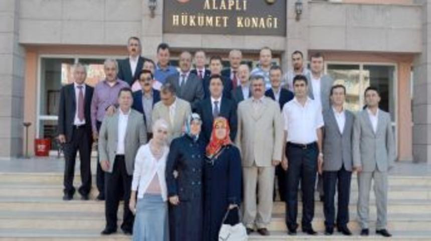 Ak Partililerden yeni kaymakama ziyaret