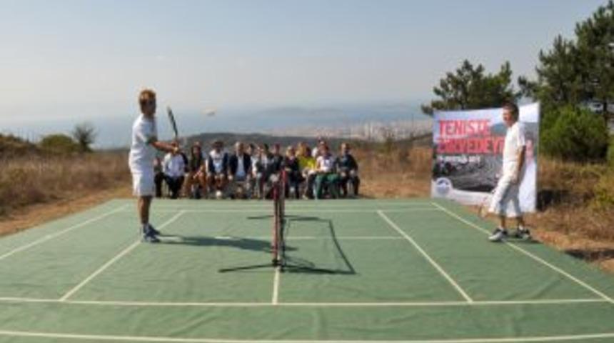Tenis, Pendik&rsquo;te zirveye &ccedil;ıktı