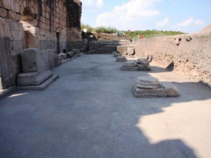 Türkiye’de en büyük mozaik yapı Kibrya'da bulundu