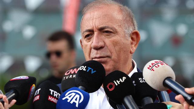 CHP'de İstanbul İl Başkanlığı'na atanan G&uuml;rsel Tekin'in g&ouml;revi sona erdi