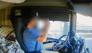 T&uuml;rk tırı, İtalya'da silahlı saldırgan tarafından gasbedildi