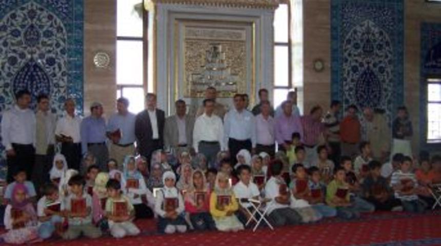 AHED'den yaz Kuran kurslarına 1500 Kuran-ı Kerim