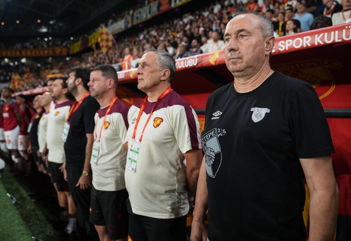 Ligde son sırada olan Göztepe de Stoilov için karar verildi! 2