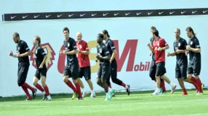 Galatasaray'da yeni sezon hazırlıkları s&uuml;rd&uuml;