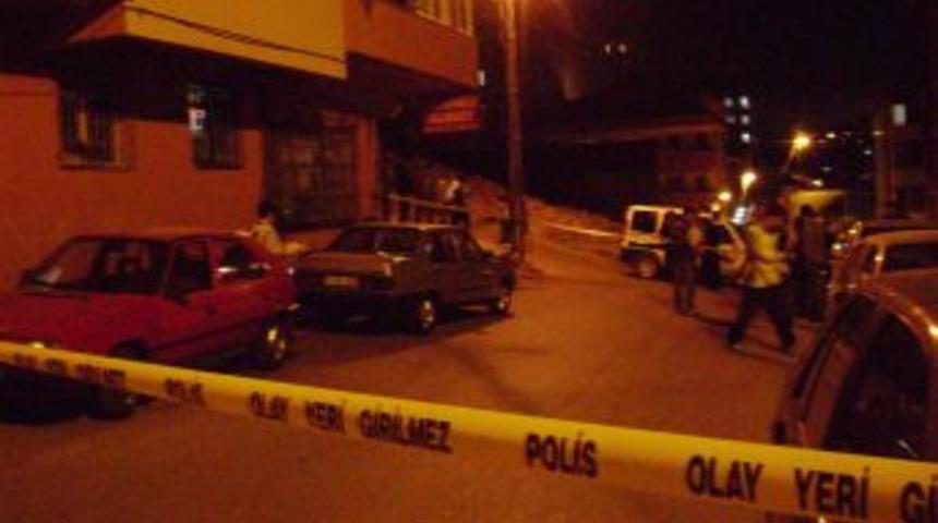 Market &ouml;n&uuml;nde ses bombası patladı