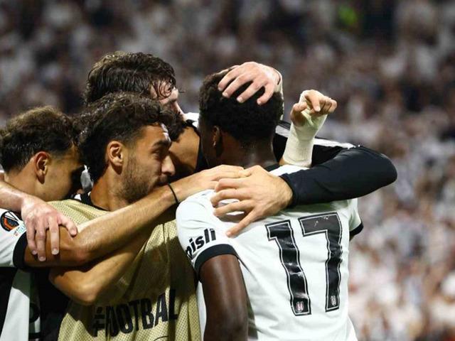 Spor yazarları Beşiktaş'ı &ouml;ve &ouml;ve bitiremedi! "Ona helal olsun"