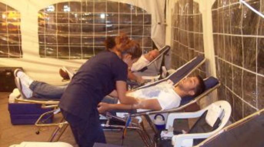 Karam&uuml;rselliler iftar sonrası kan bağışında bulundu