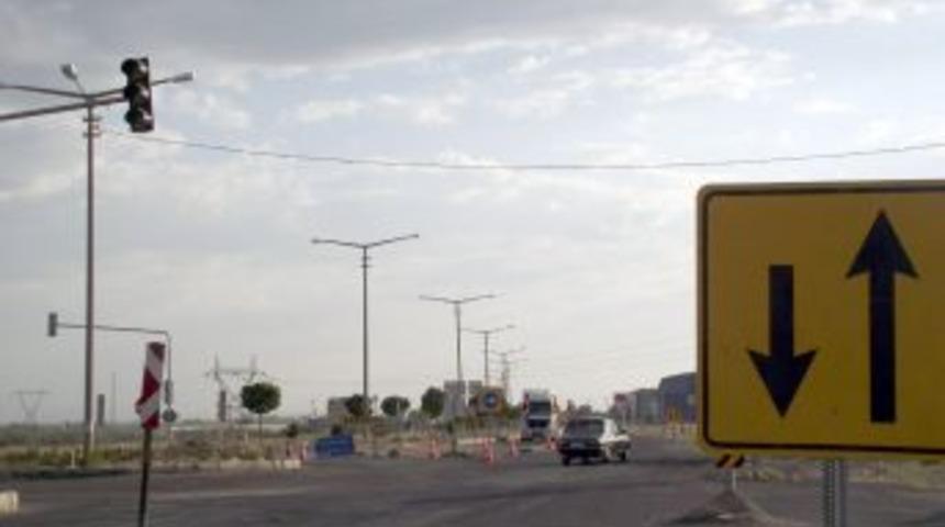 Hiçbir geçit verilmeyen yolda 20 gün içinde birçok kaza meydana geldi