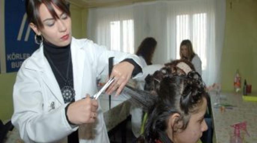 Halk &Uuml;niversitesi&rsquo;ne rekor başvuru