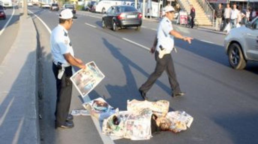 &Uuml;st ge&ccedil;idi kullanmadı, kamyonetin altında kaldı