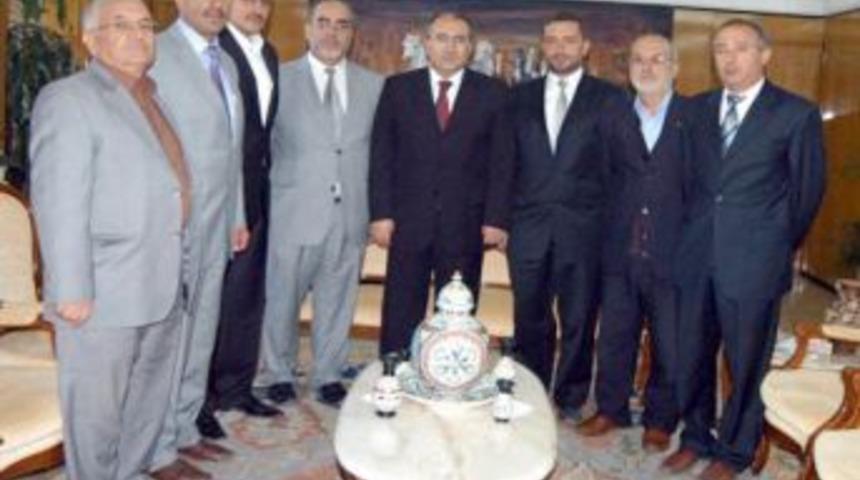 Vali&rsquo;yi ma&ccedil;a davet ettiler