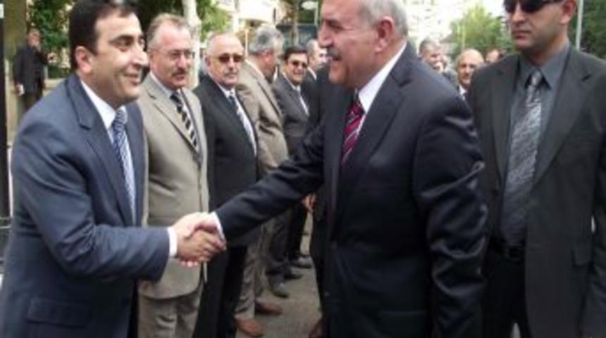 Bayburt Valisi İpek, g&ouml;revine başladı