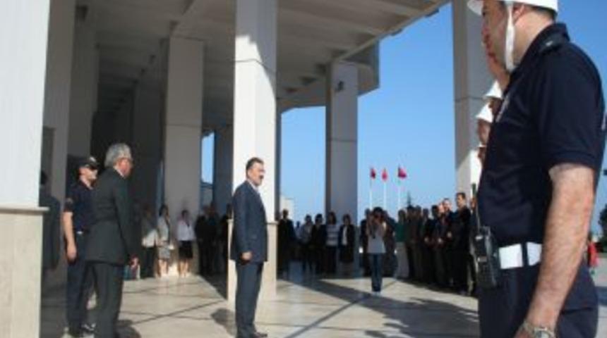 Vali Ayyıldız, Zonguldak'ta ilk mesaisine başladı