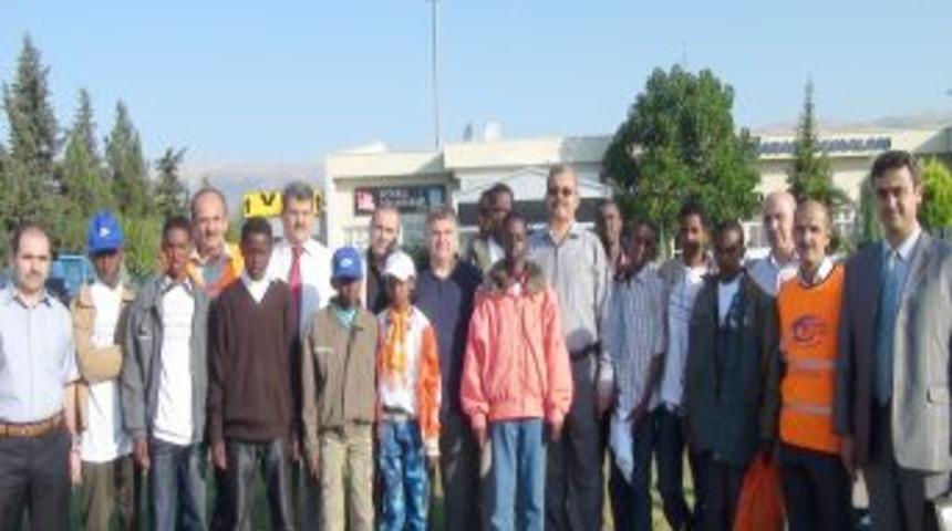 Kahramanmaraş, Somalili &ouml;ğrencilere kucak a&ccedil;tı