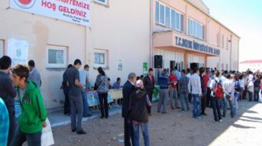 Bozok &Uuml;niversitesi'ne 2 bin 500 &ouml;ğrenci kayıt yaptıracak