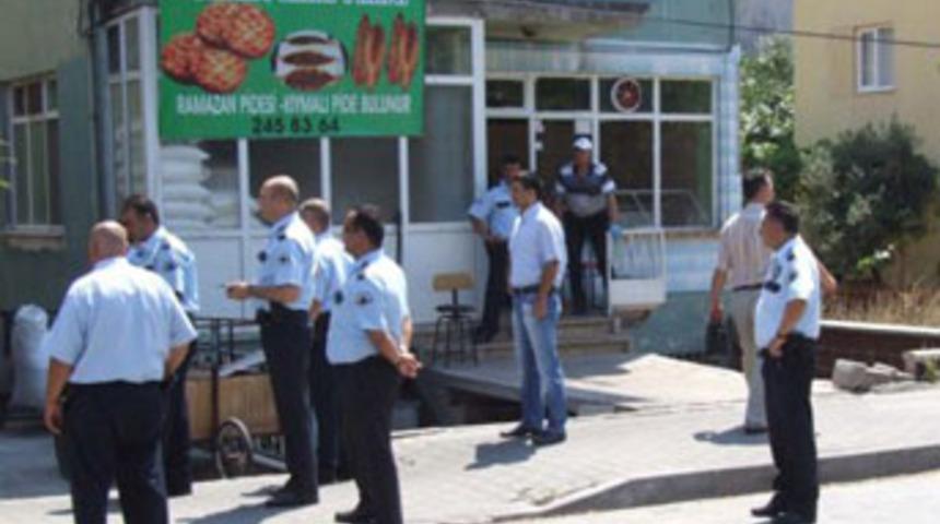 Dayıları, fırında kıstırıp &ouml;ld&uuml;rd&uuml;