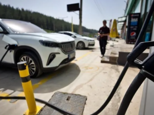 T&uuml;rkiye yollarındaki elektrikli otomobil sayısı 470 bini ge&ccedil;ti