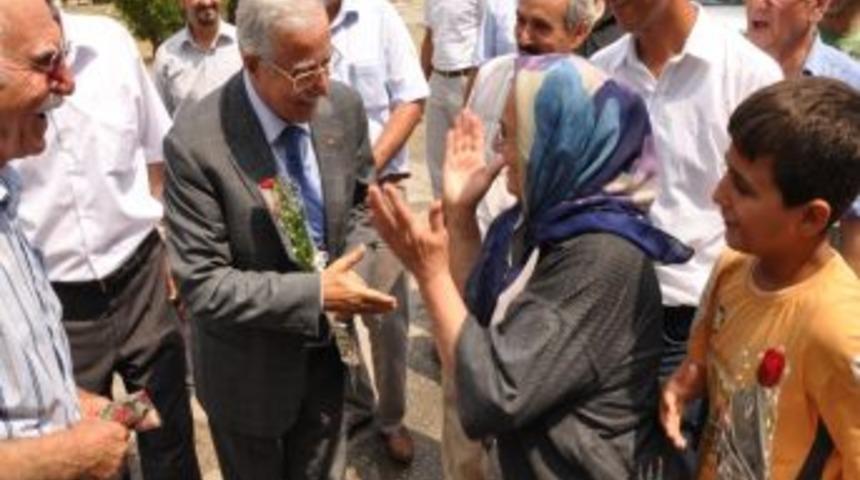 Belediye 36 yıllık kanalizasyon şebekesini yeniledi