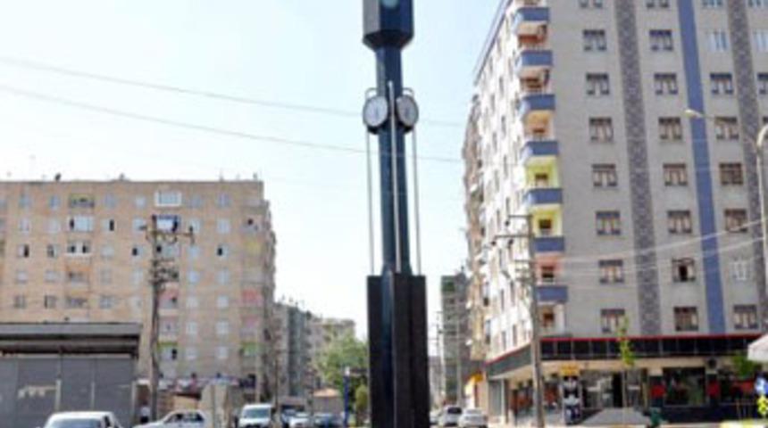 Saat kulesi mi sandınız?