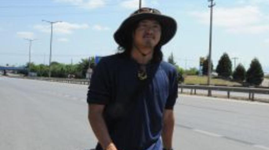 D&uuml;nya barışı i&ccedil;in y&uuml;r&uuml;yen Japon Miyata, Sakarya'dan ayrıldı