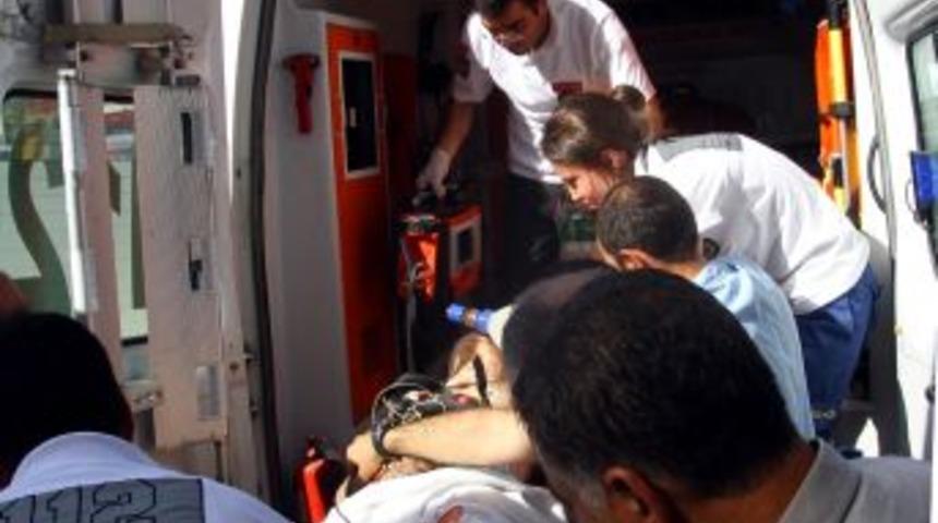 Ağır yaralı polis memuru Murat &Ccedil;elikhası Van'a getirildi