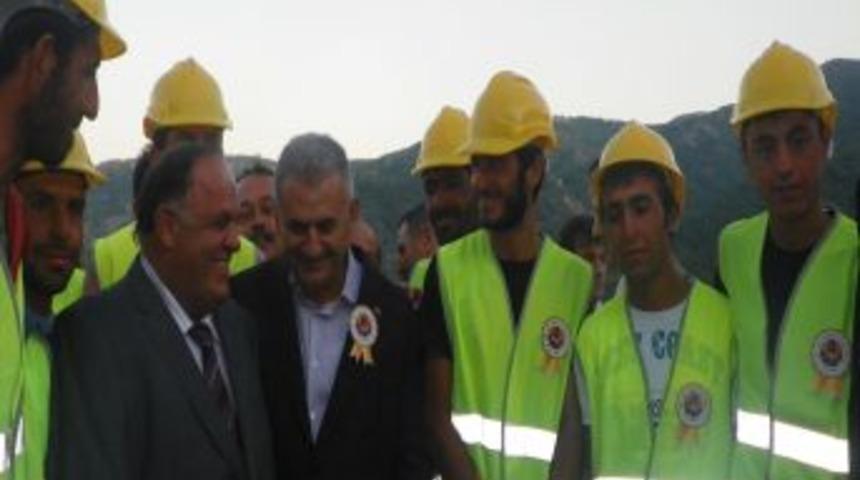 &Ccedil;orum'un yarım asırlık r&uuml;yası 'Kırkdilim Ge&ccedil;işi' t&ouml;renle a&ccedil;ıldı