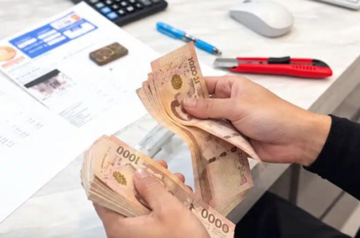 219 liraya aldı, servet çıktı! Bit pazarındaki alışverişi hayatını değiştirdi 3