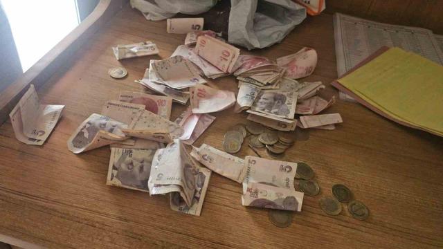 Elazığ’da zabıtadan dilenci denetimi: Bir saatte 600 lira topladılar 1