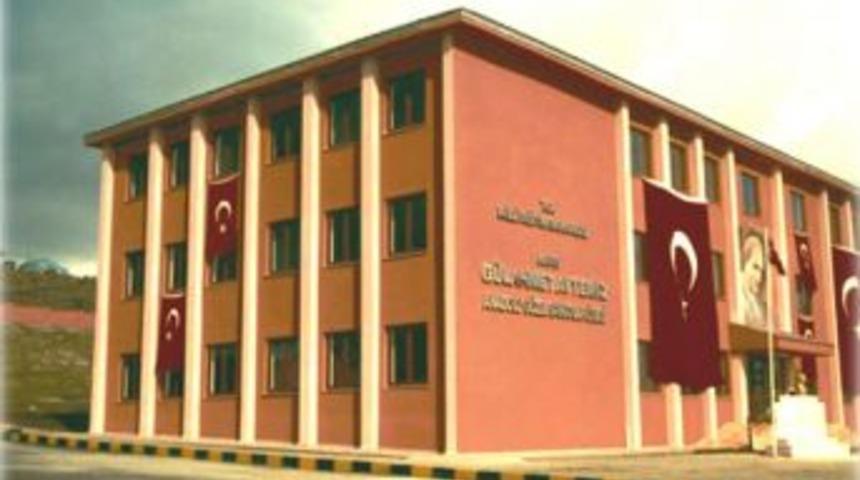 Kağızmanlı dört öğernci daha ressam olacak