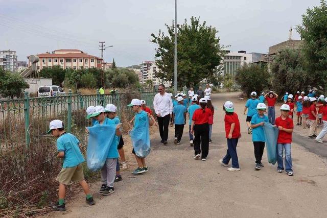 Adana’da minik öğrencilerden sıfır atık farkındalığı 2