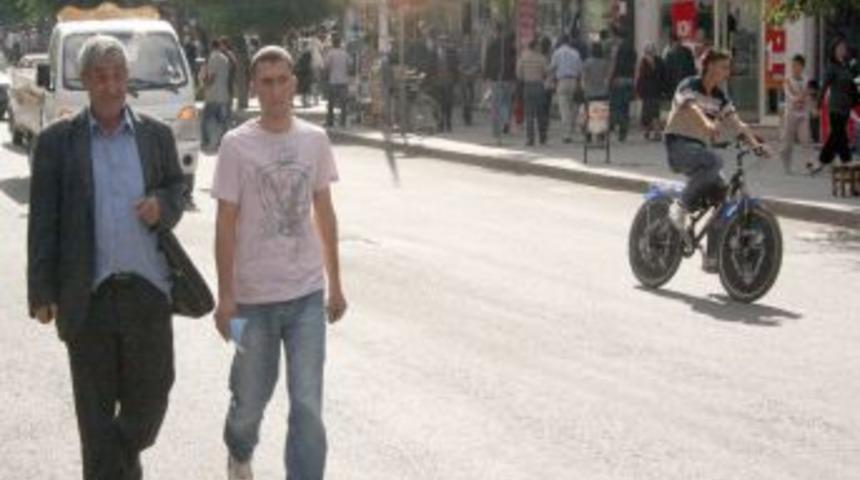 &Uuml;niversite kayıtları başladı, doğuda ekonomi canlandı