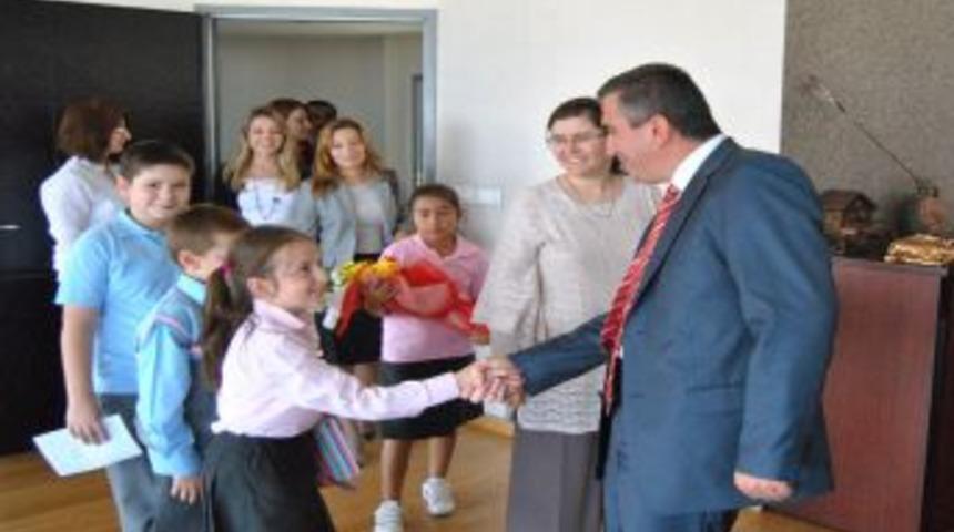 Başkan Albayrak: Eğitime desteğimiz artarak s&uuml;recek