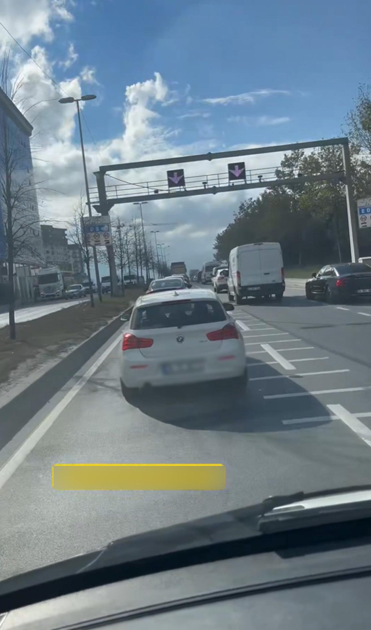 İstanbul da ambulans şoförünü çileden çıkarttı! "Hala sağa geçmiyorsun" 2