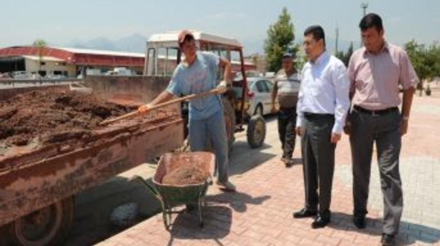 Başkan T&uuml;t&uuml;nc&uuml;: Yeşilyurt&rsquo;ta şehir g&ouml;r&uuml;nt&uuml;s&uuml; oluşturduk
