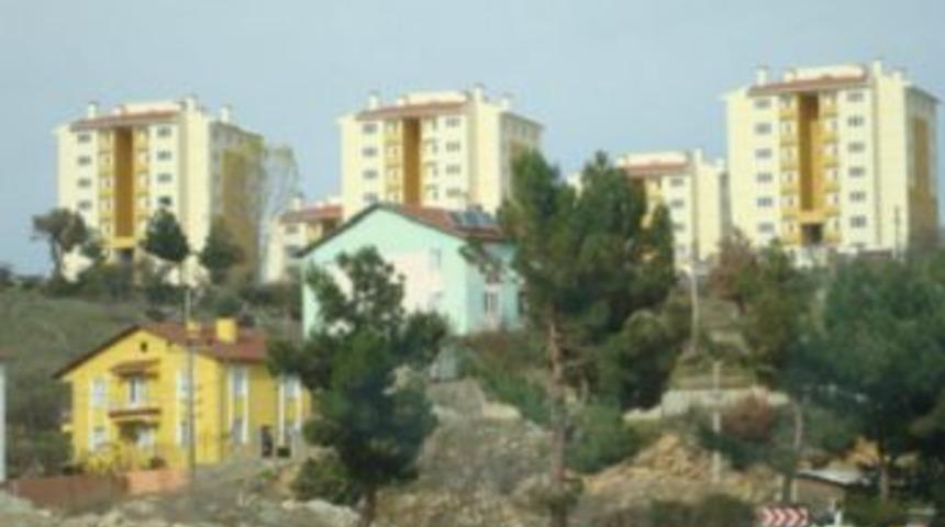 Dursunbey'de Toki'ler neden teslim edilmiyor?