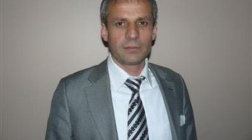 Y&uuml;zler g&uuml;l&uuml;yor