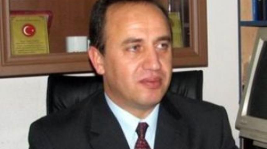 Eksik olan &ouml;z eleştiridir