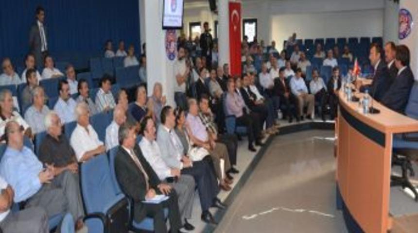 Denizli Valisi Demir: Kendi markamızı &uuml;reterek daha &ccedil;ok k&acirc;r etmeliyiz