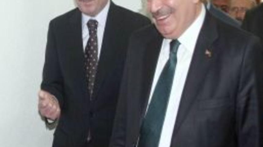 Bakan Şahin:Bu &uuml;lkede kardeşlik,birlik, insanlık değerleri mutlaka egemen olacak