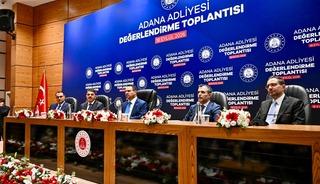 Adalet Bakanı G&uuml;rlek, Adana Adliyesi'nde hakim ve savcılarla bir araya geldi