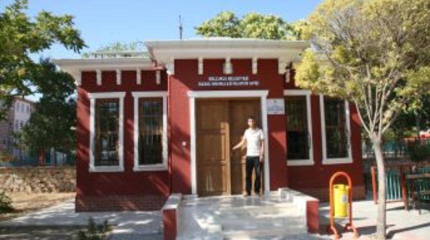 Sel&ccedil;uklu&rsquo;da muhtar ofisleri g&uuml;neş enerjisiyle aydınlatılacak