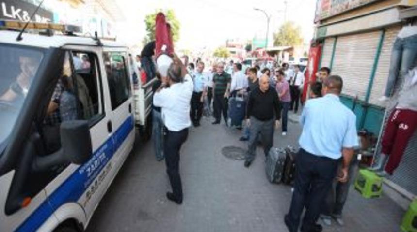 Zabıta kaldırım işgalcilerine göz açtırmıyor