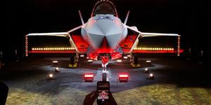 İlk F-35 savaş u&ccedil;aklarını teslim aldılar: "Yeni bir d&ouml;nem başlıyor"