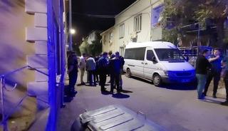 Camiden &ccedil;ıktı evine giderken silahlı saldırıda &ouml;ld&uuml;r&uuml;ld&uuml;